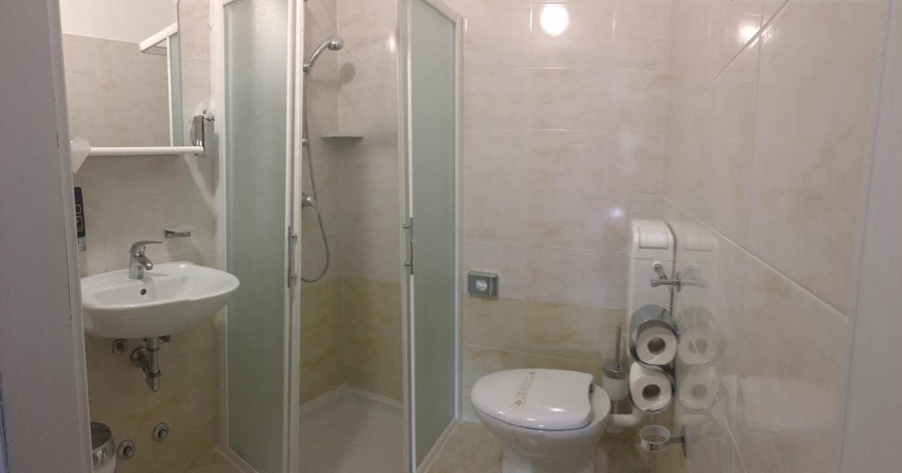 Astoria Hotel Desenzano del Garda