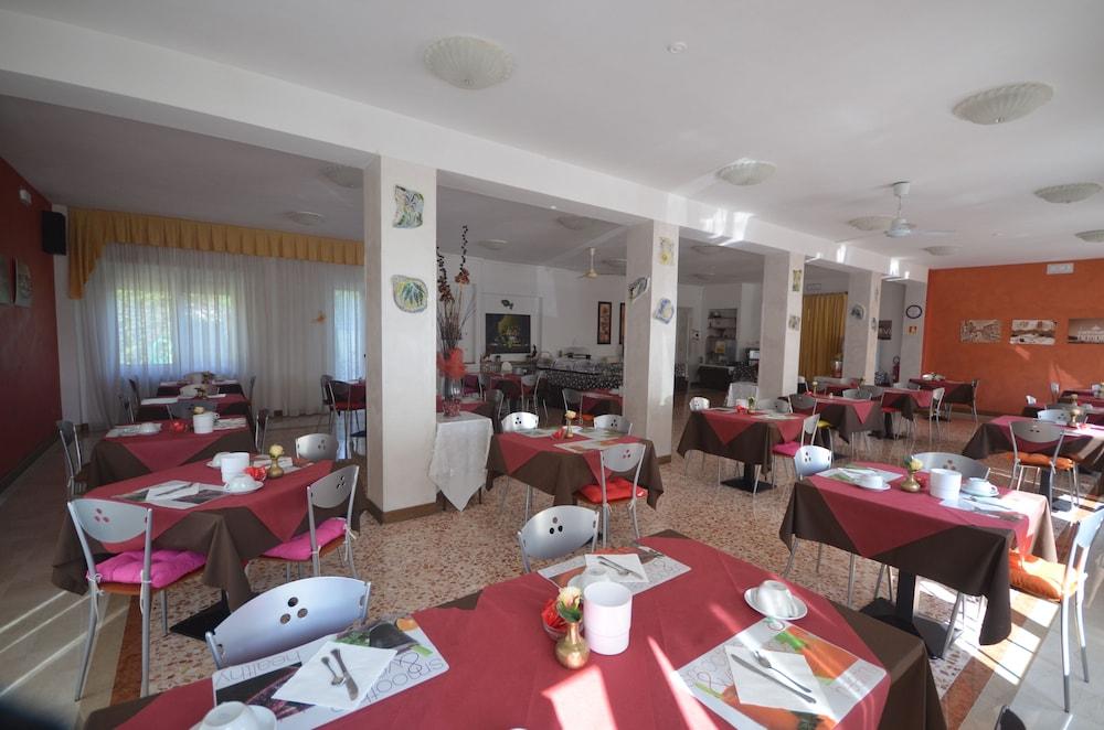 Hotel Astoria